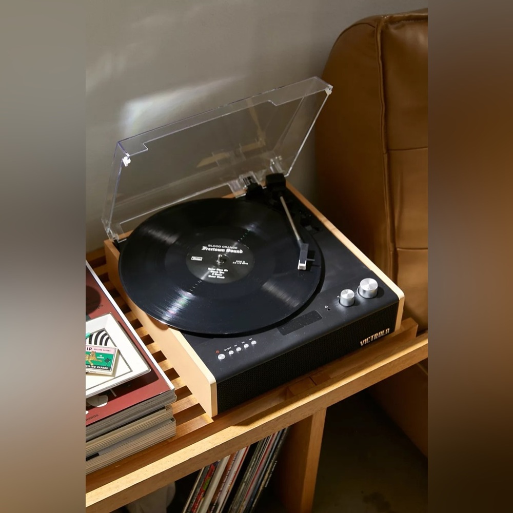 Victrola Eastwood Bluetooth Record Player
